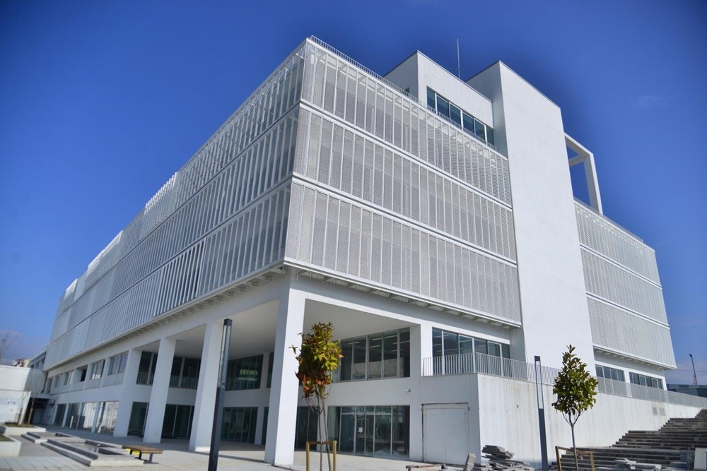 Arnavutköy Belediye Binası Projesi - Kayahan İnşaat